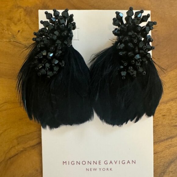 Mignonne Gavigan Mini Delaney Feather Earrings - Picture 1 of 4